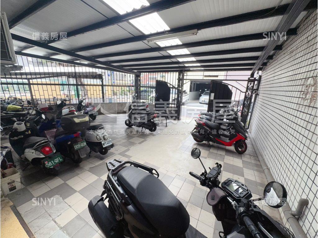 北區朝南精美大四房平車房屋室內格局與周邊環境