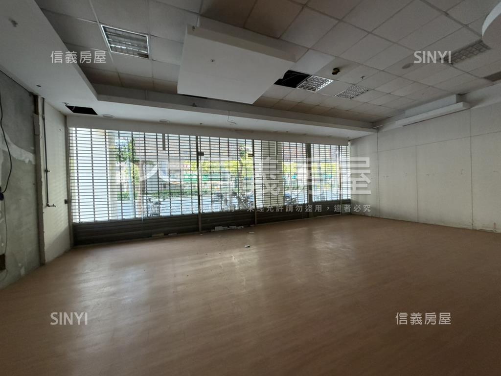 適合金融業大面寬店面房屋室內格局與周邊環境