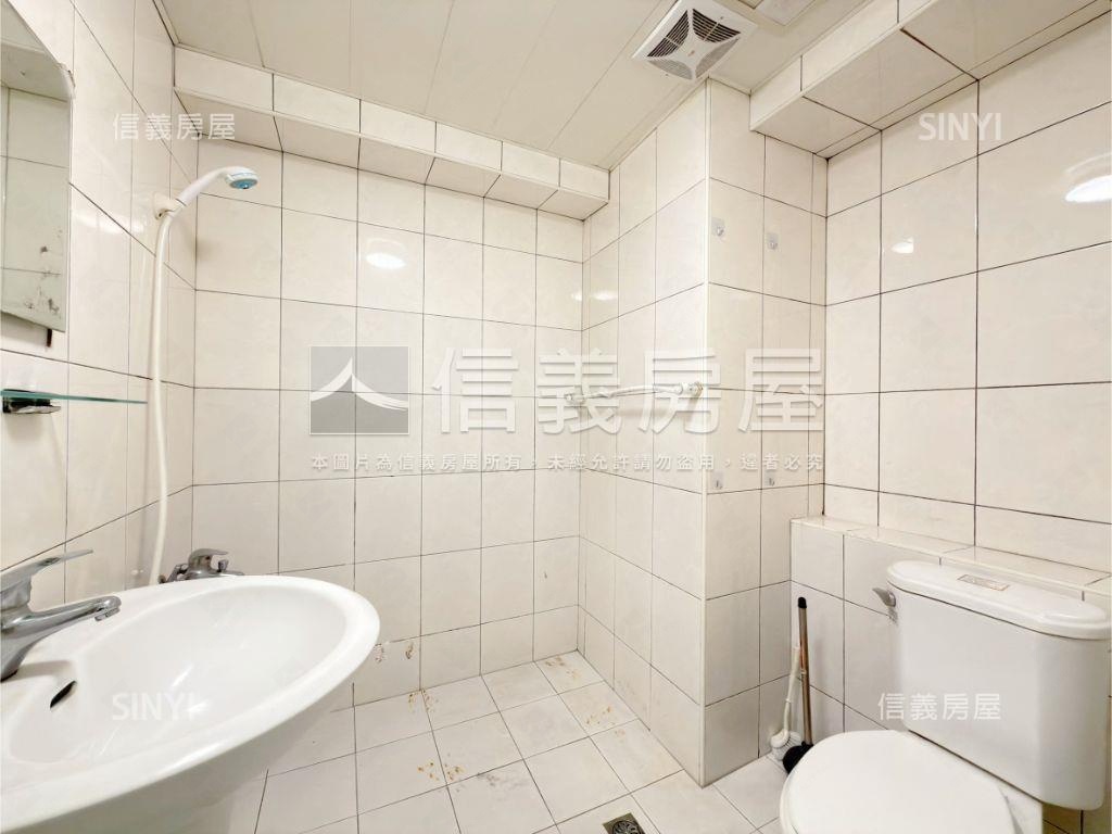 宏國大鎮舒適一房大陽台房屋室內格局與周邊環境