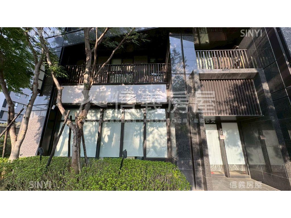 惠宇敦北邊間大面寬店面房屋室內格局與周邊環境