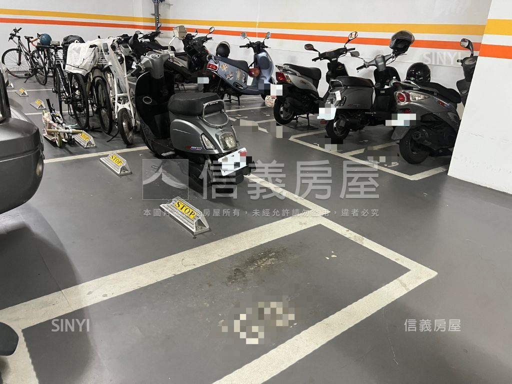 百達儷緻‧高樓四房平車房屋室內格局與周邊環境
