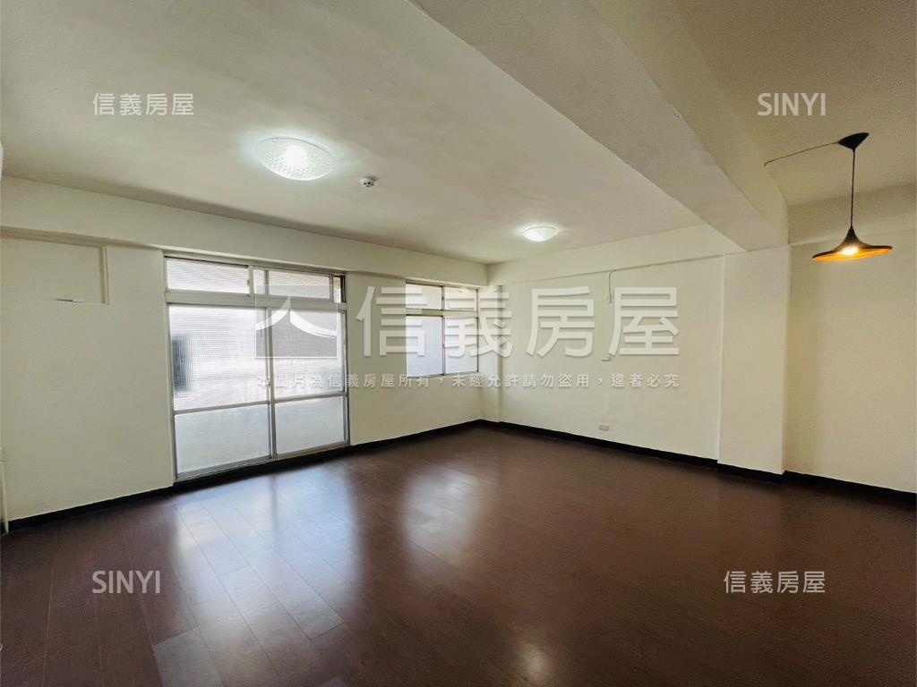 前後陽台低總價首購大三房房屋室內格局與周邊環境