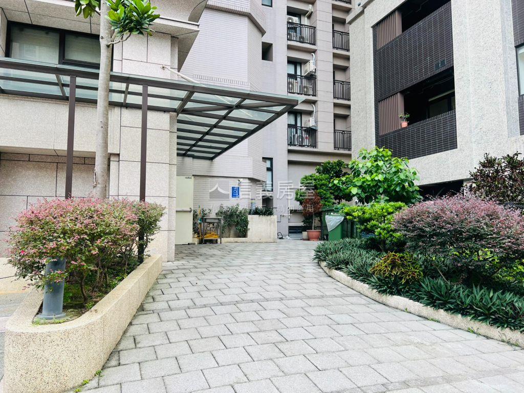 獨家Ω新埔方正三房房屋室內格局與周邊環境