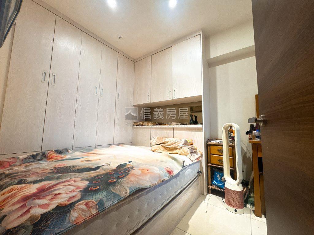 西屯臻愛！高樓兩房車位房屋室內格局與周邊環境