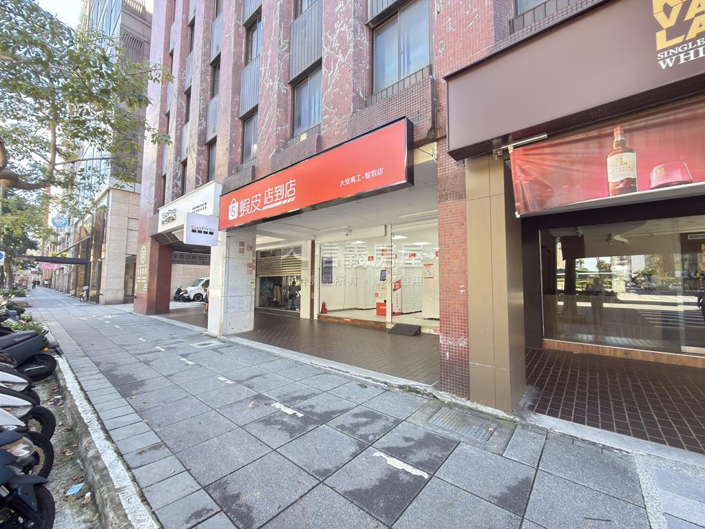 大安捷運站旁正大馬路金店房屋室內格局與周邊環境