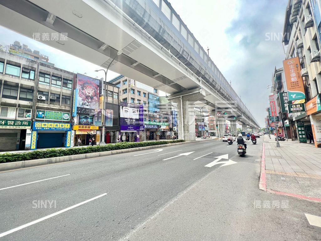 板橋文化路三角窗金店房屋室內格局與周邊環境