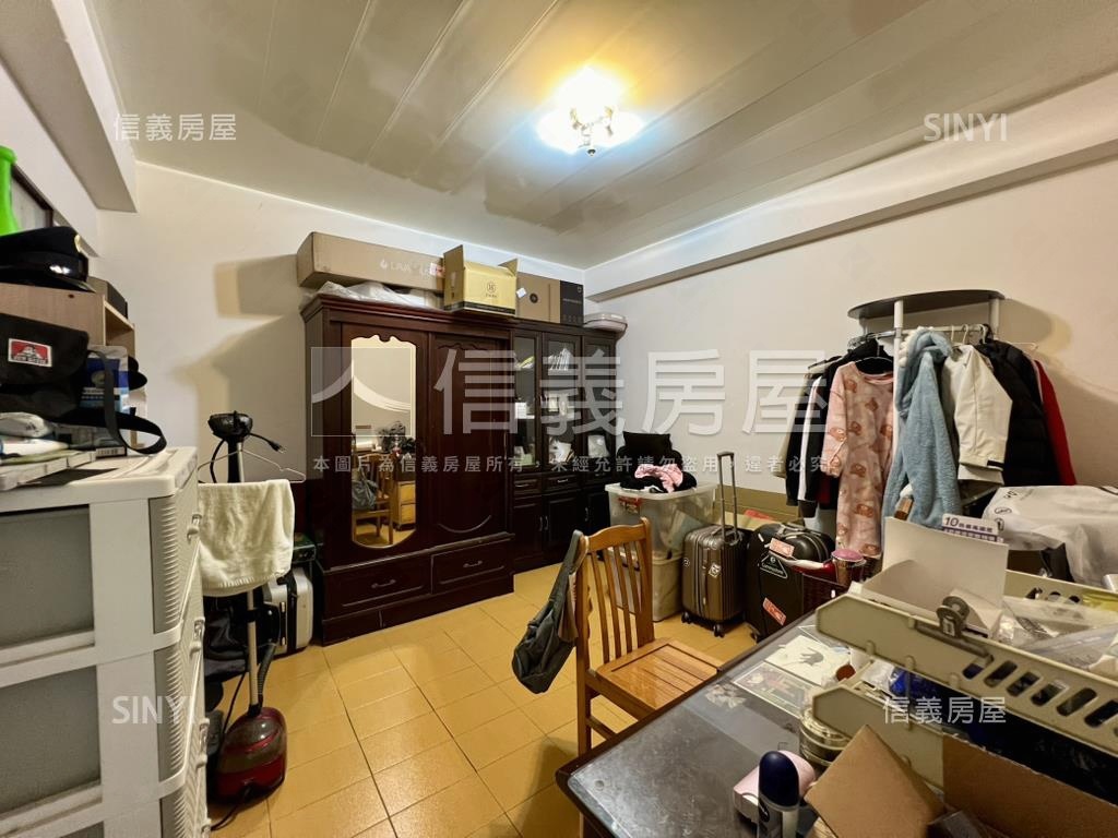 近新光寓見幸福三房成家房屋室內格局與周邊環境
