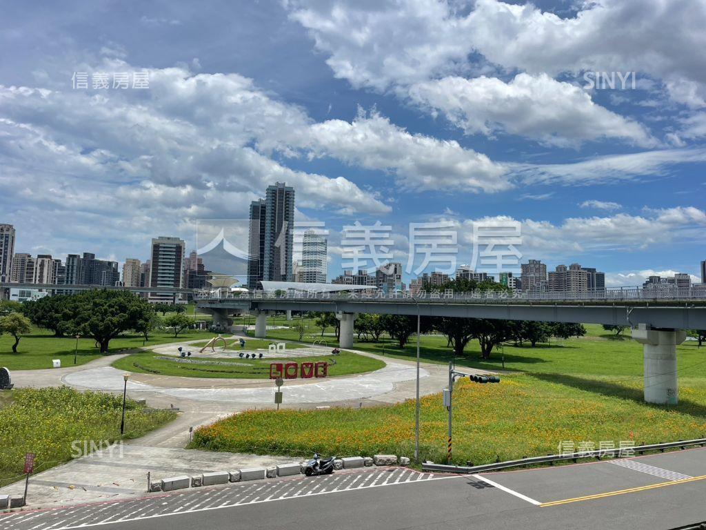 新濠漾左岸高樓三房車位房屋室內格局與周邊環境