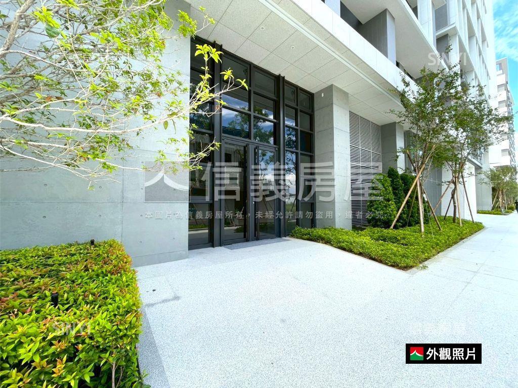 ＭＩＨＯ萬年正路面店面房屋室內格局與周邊環境
