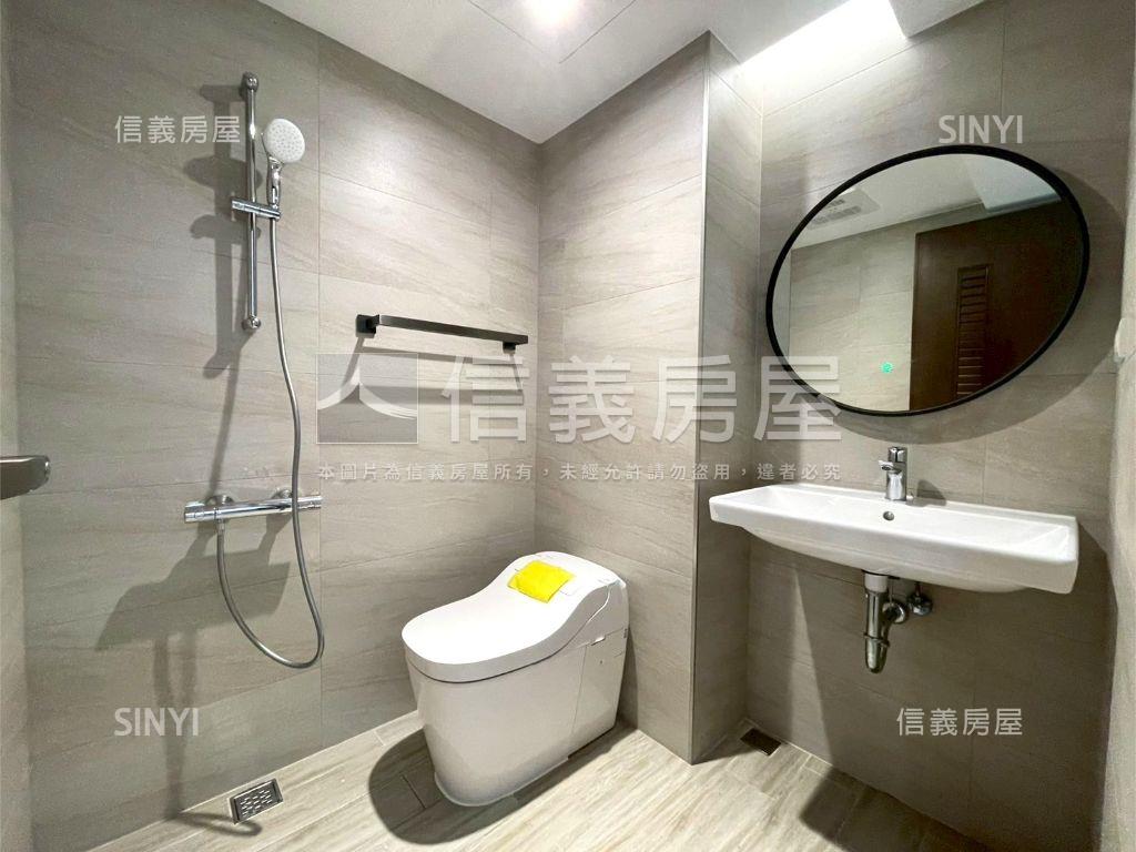 ＭＩＨＯ萬年正路面店面房屋室內格局與周邊環境