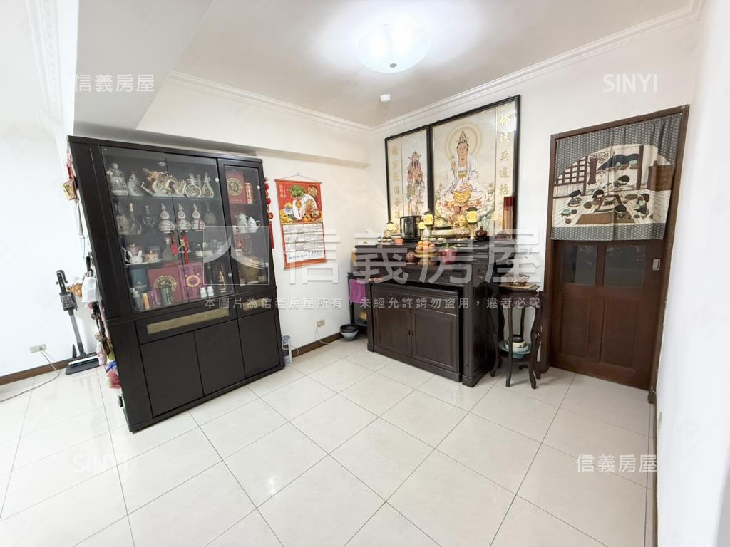 專任博覽家舒適三房房屋室內格局與周邊環境