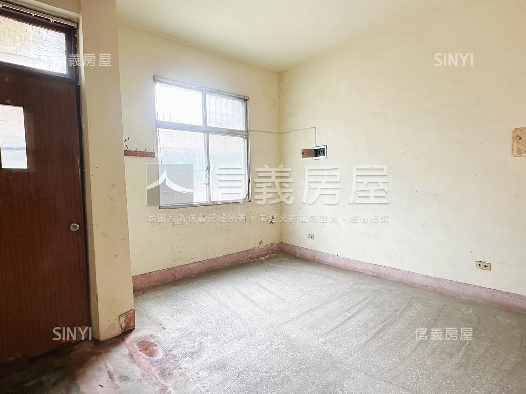大寮松柏山莊大地坪邊間透房屋室內格局與周邊環境