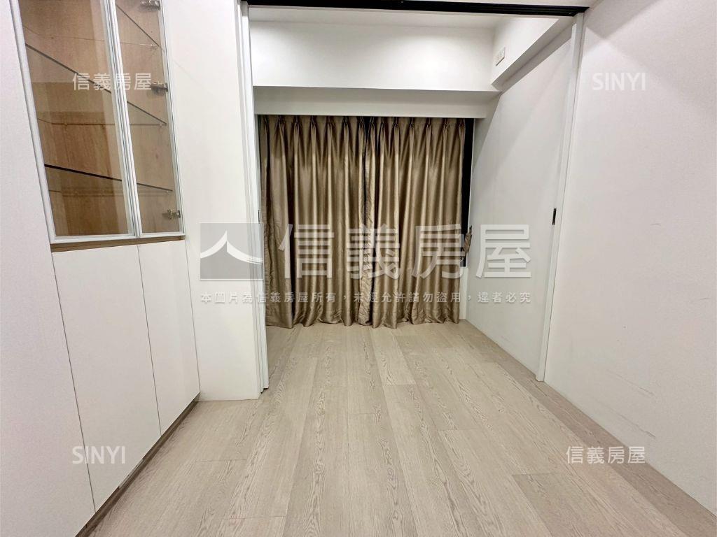 楠梓首選兩房車位房屋室內格局與周邊環境