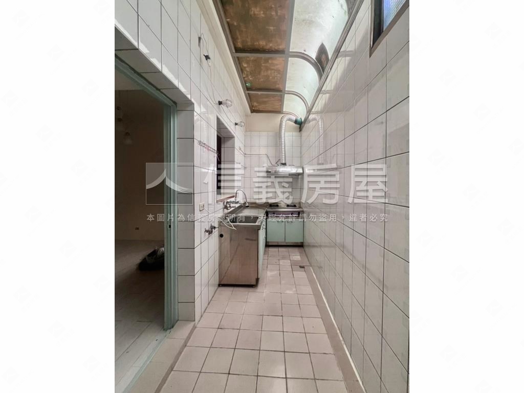 寶山４５２巷透天房屋室內格局與周邊環境