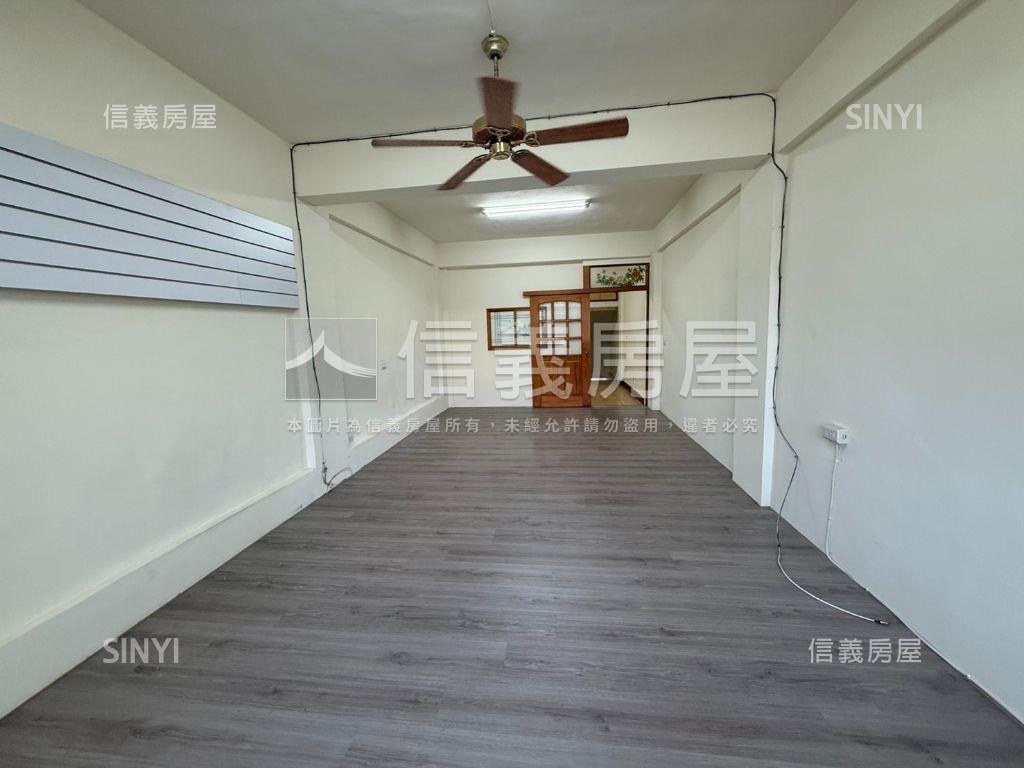 自強正路吃市金透店房屋室內格局與周邊環境