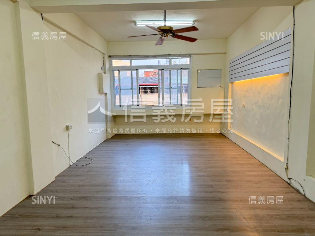 自強正路吃市金透店房屋室內格局與周邊環境