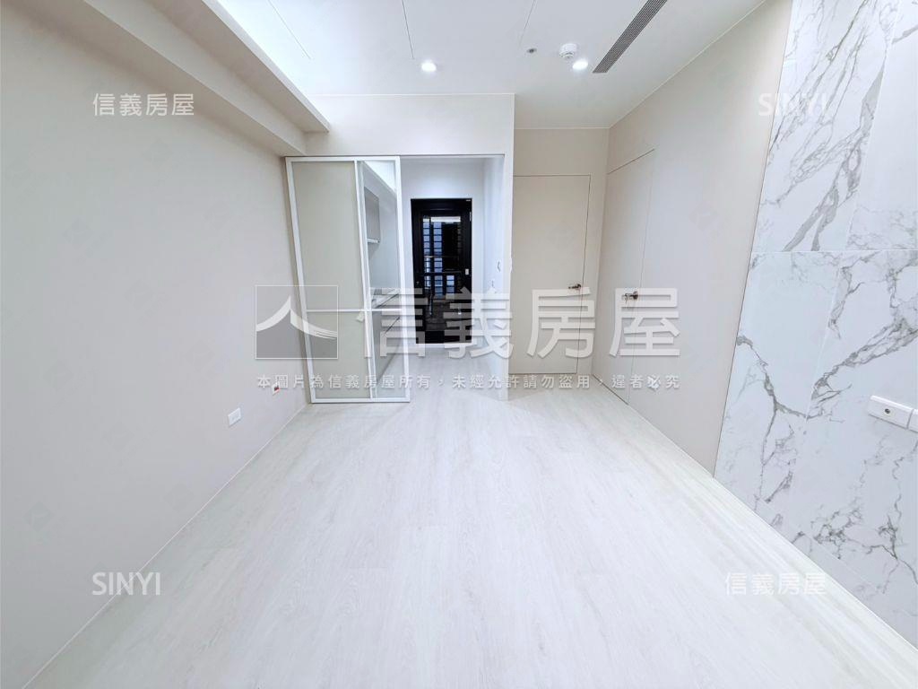 全新！太陽帝國大空間房屋室內格局與周邊環境