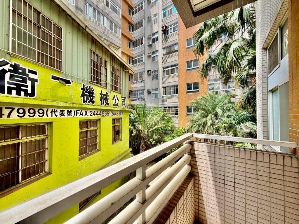 三木加拿大雙鐵共構生活圈房屋室內格局與周邊環境