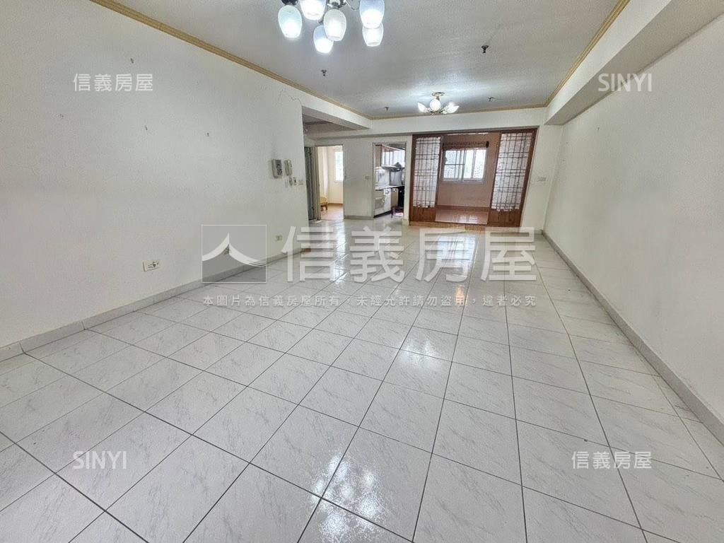 專任東興寧靜三房附車位房屋室內格局與周邊環境