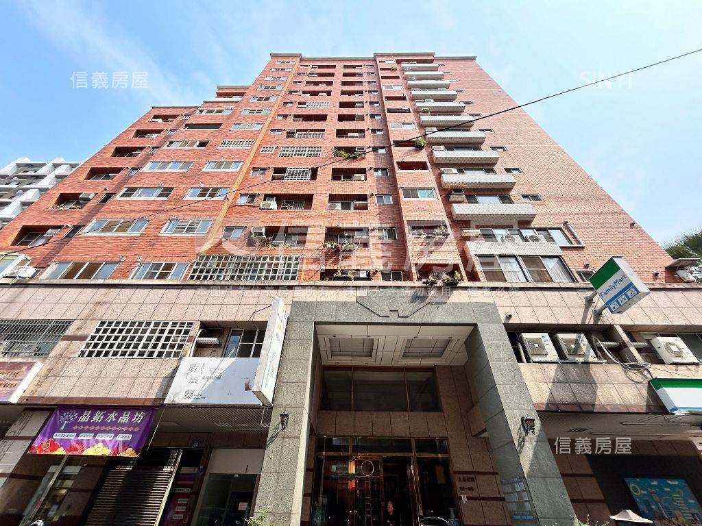 專任東興寧靜三房附車位房屋室內格局與周邊環境