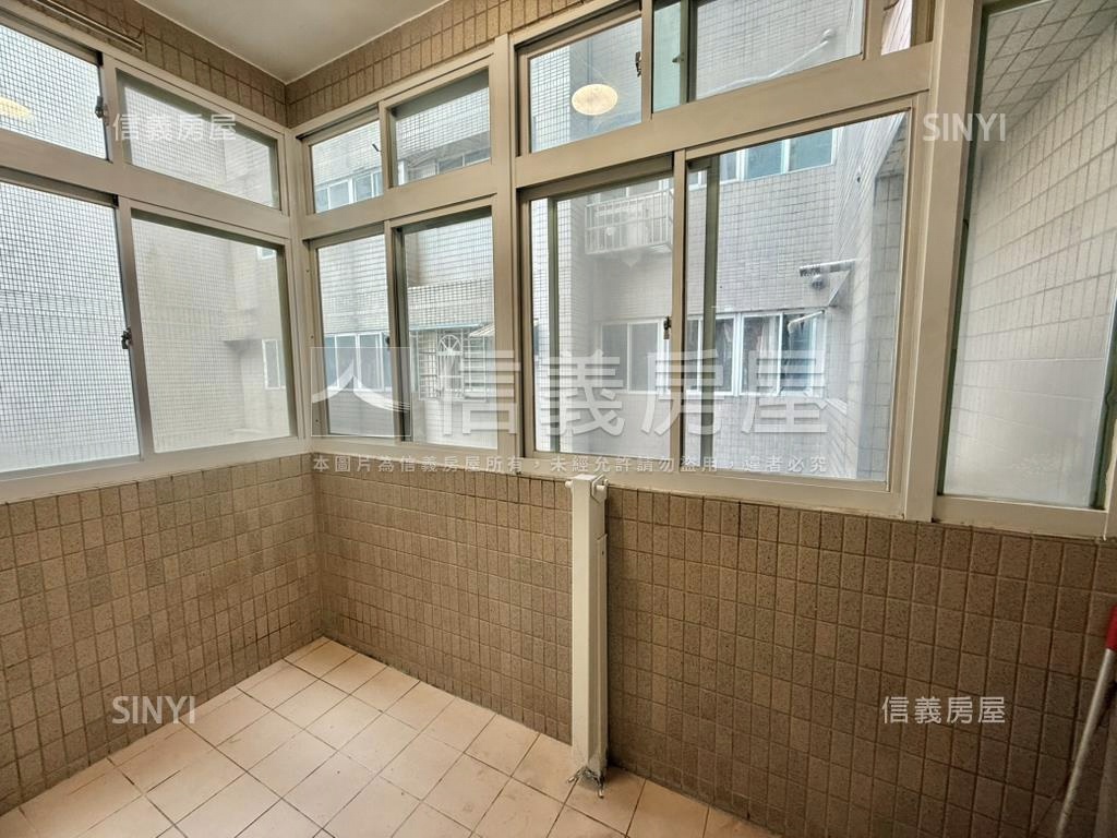 專任集賢特區三房電梯房屋室內格局與周邊環境