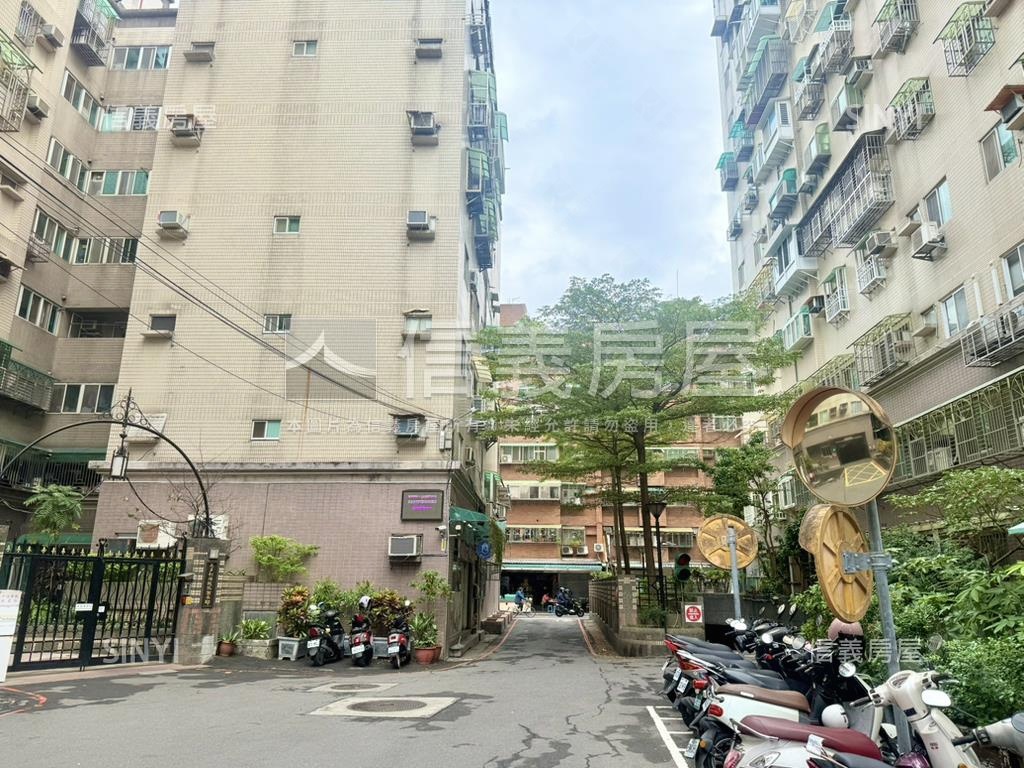 專任集賢特區三房電梯房屋室內格局與周邊環境