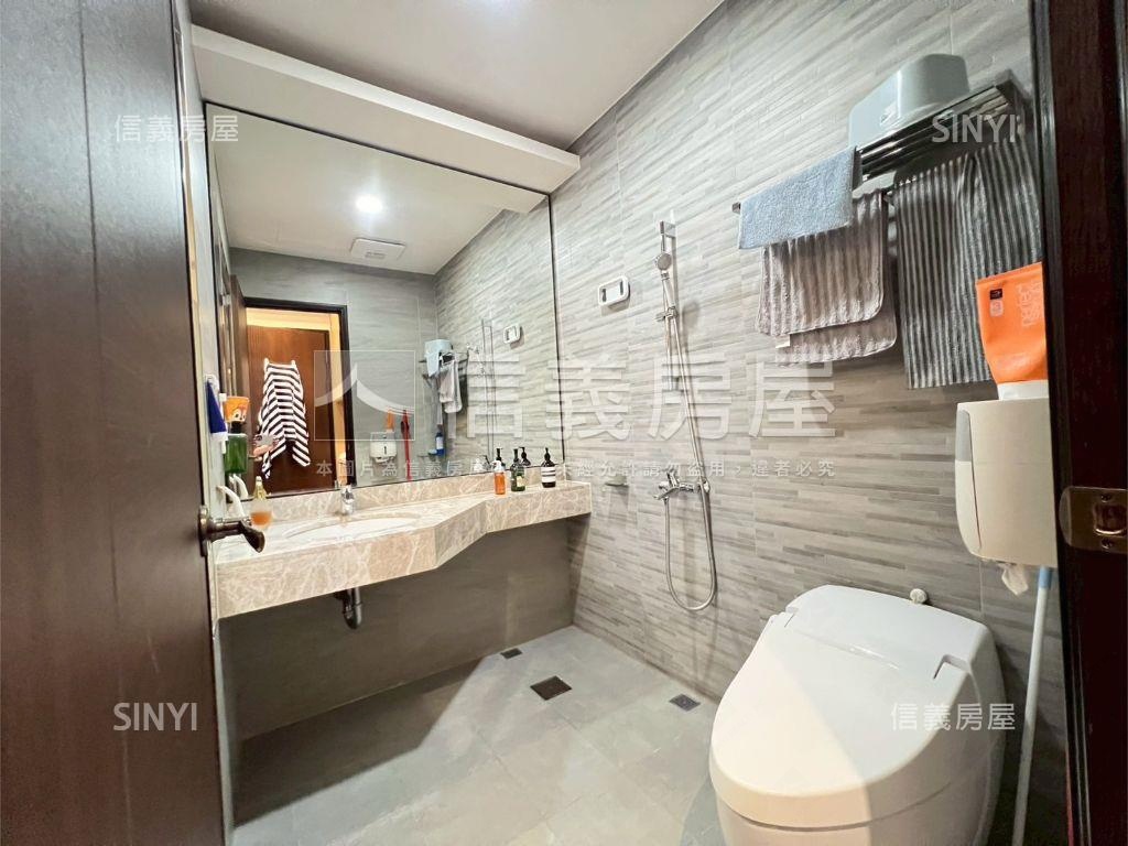 大綠光典雅三房兩衛車位房屋室內格局與周邊環境