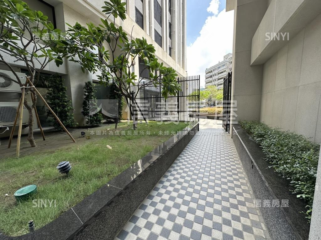 郡都當代高醫三房平車房屋室內格局與周邊環境