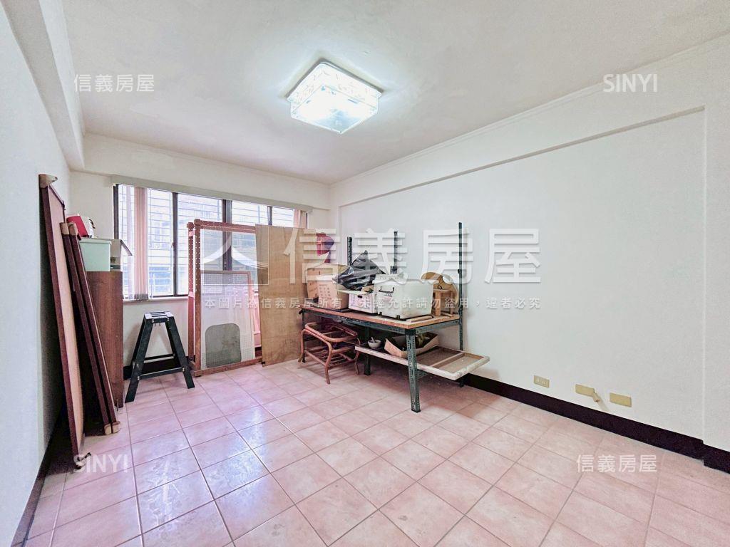 中正翡翠園林別墅透天房屋室內格局與周邊環境