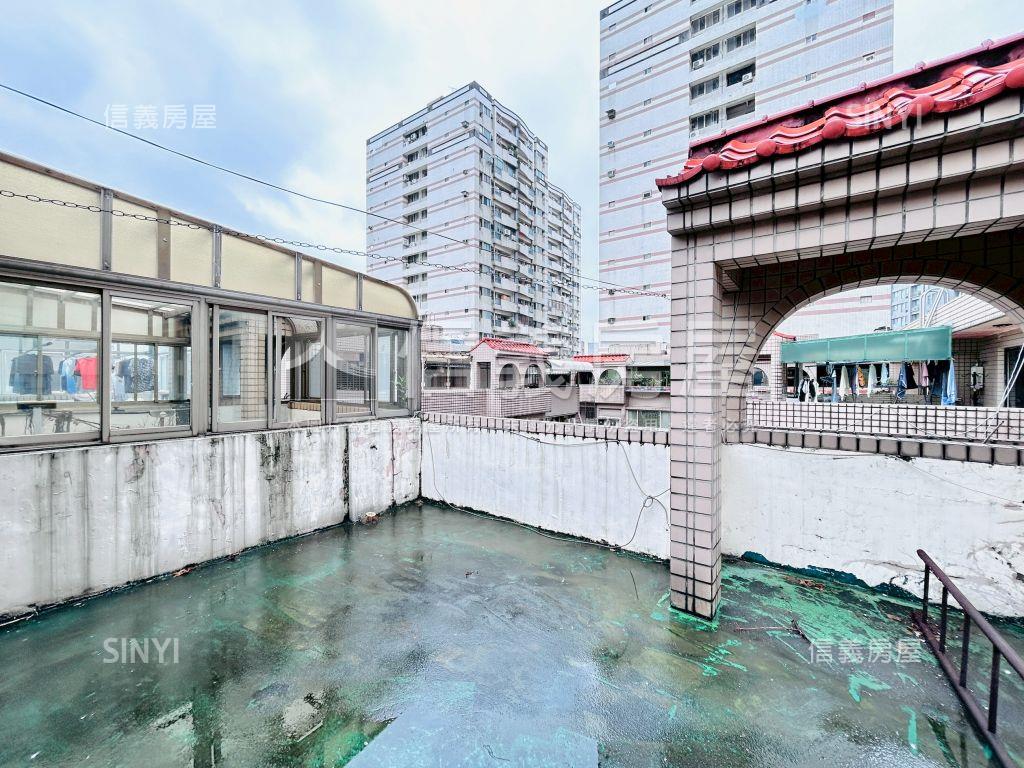 中正翡翠園林別墅透天房屋室內格局與周邊環境