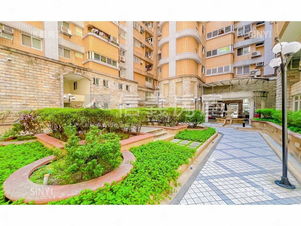 西屯白金漢宮兩房低總價房屋室內格局與周邊環境