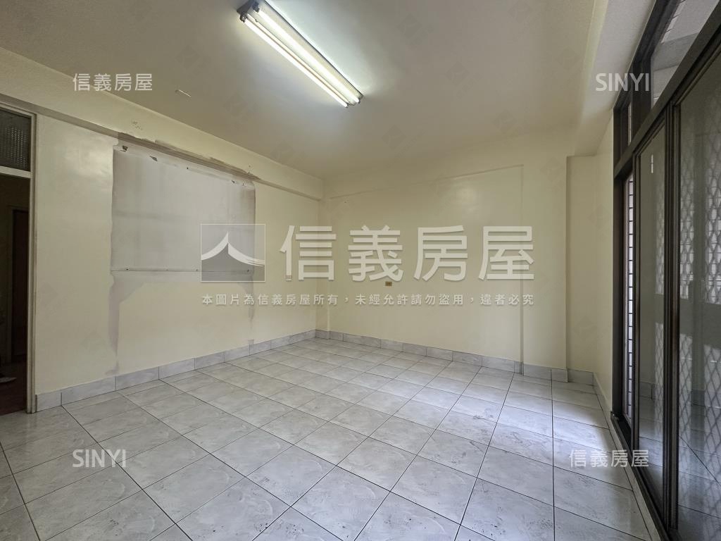 仁德靜巷透天房屋室內格局與周邊環境