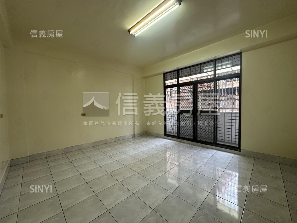 仁德靜巷透天房屋室內格局與周邊環境