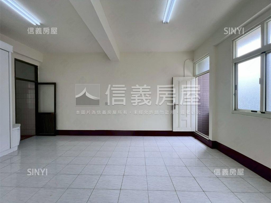 近新庄國小機能佳美透天房屋室內格局與周邊環境