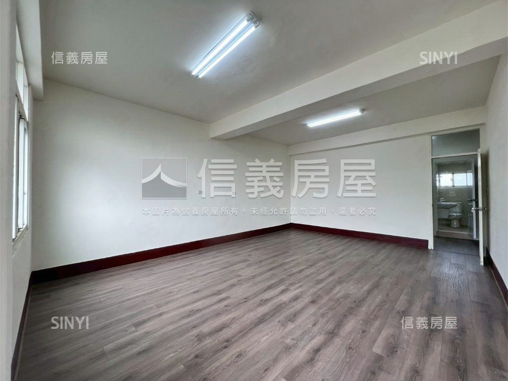 近新庄國小機能佳美透天房屋室內格局與周邊環境