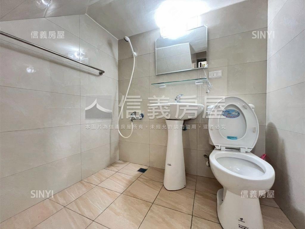 近新庄國小機能佳美透天房屋室內格局與周邊環境