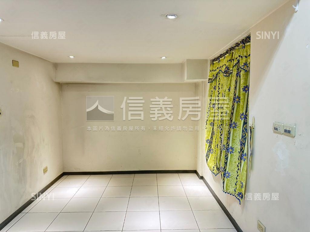 伊吉邦附車位房屋室內格局與周邊環境