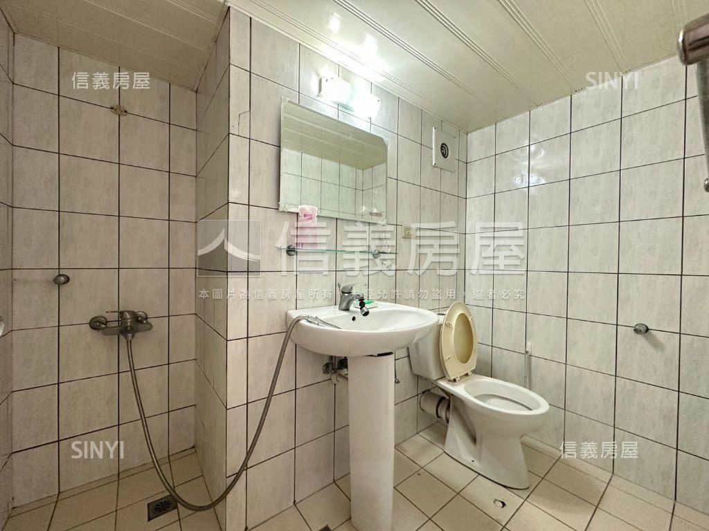 伊吉邦附車位房屋室內格局與周邊環境