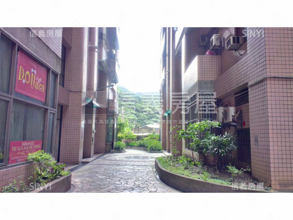 伊吉邦附車位房屋室內格局與周邊環境