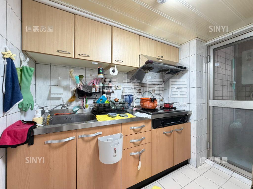伊吉邦。視野採光優質美屋房屋室內格局與周邊環境