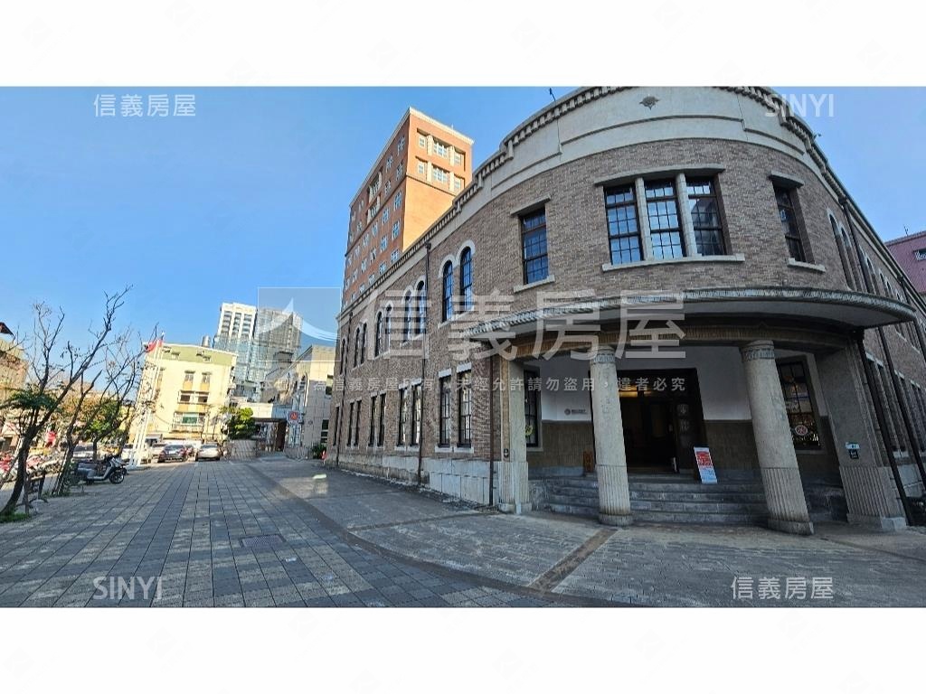 北市超強總價華廈平面車位房屋室內格局與周邊環境