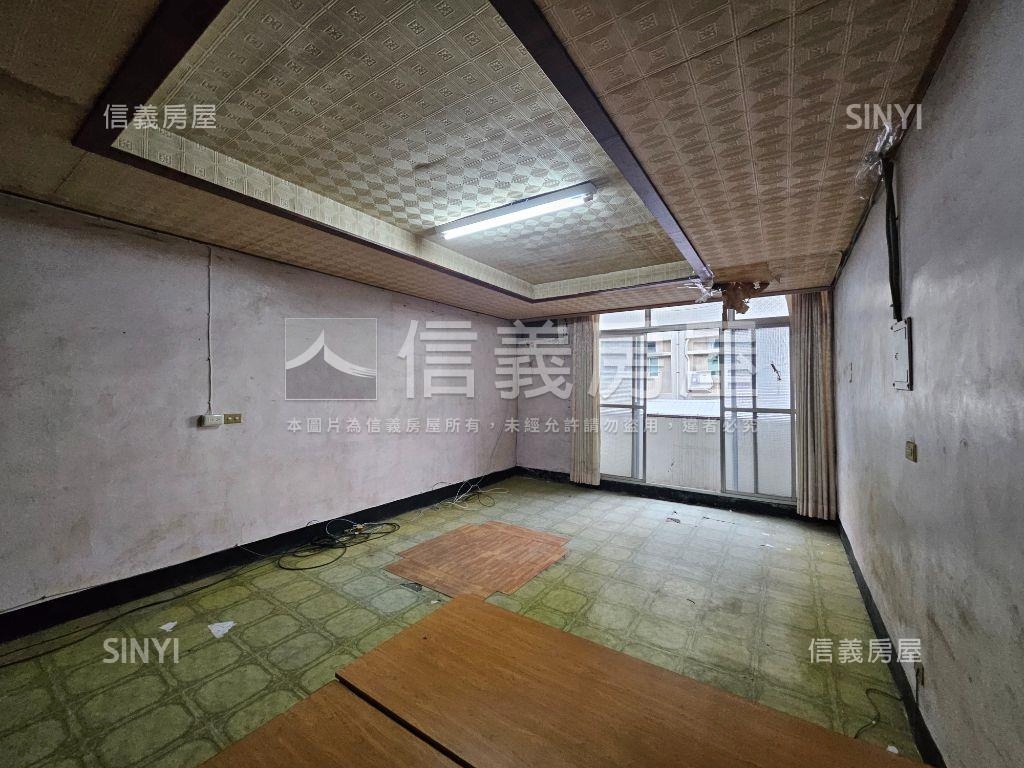 烏日騎樓透天房屋室內格局與周邊環境