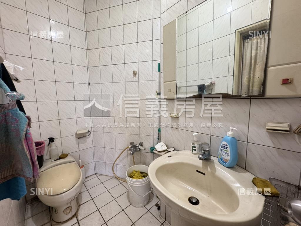 荷堤‧車匠職人金店面房屋室內格局與周邊環境