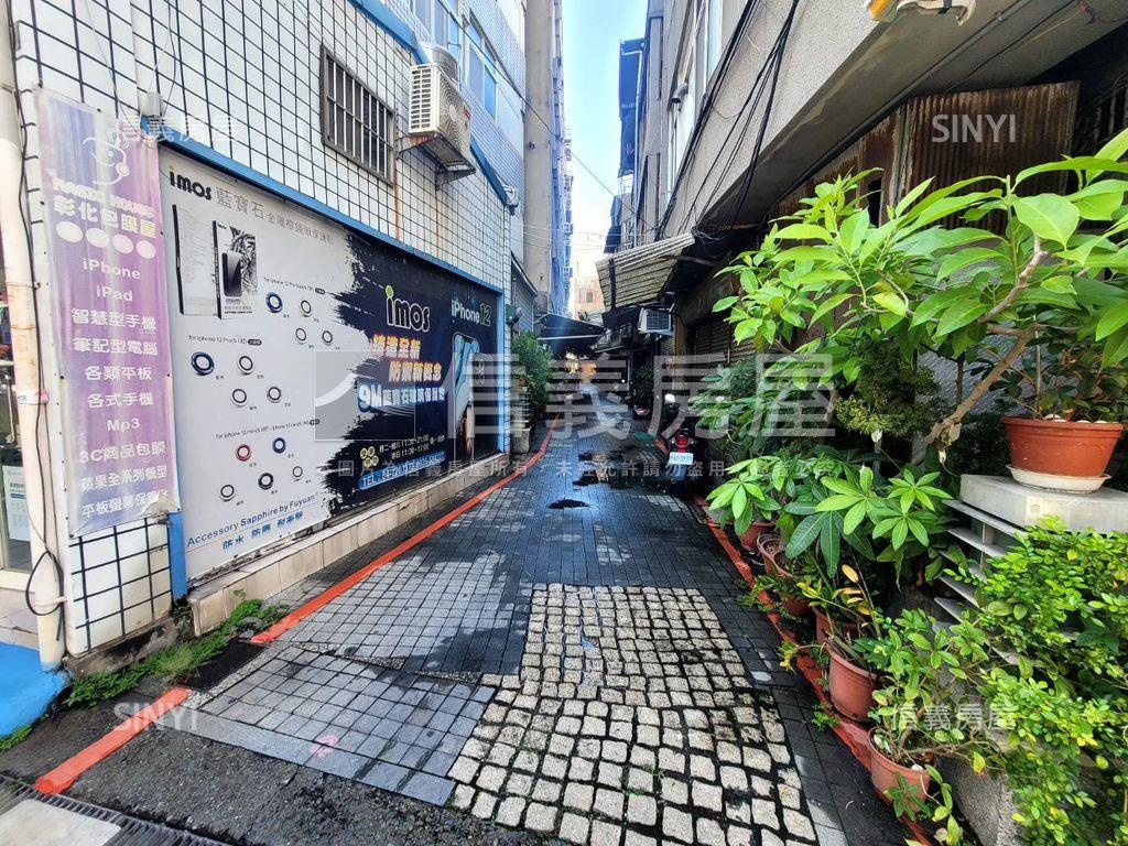 大面寬方正土地房屋室內格局與周邊環境
