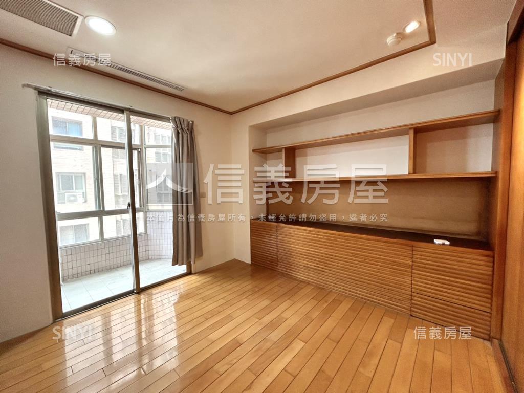 海德堡｜高樓朝南三房車位房屋室內格局與周邊環境