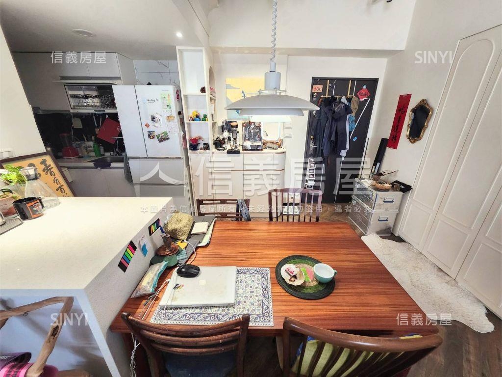 文藝氣息邊間兩房平車房屋室內格局與周邊環境