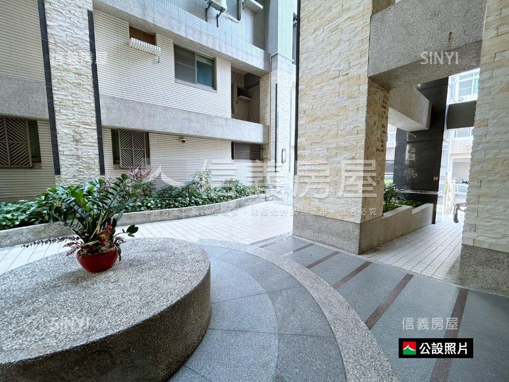 鹽埕海揚｜高樓景觀２房房屋室內格局與周邊環境