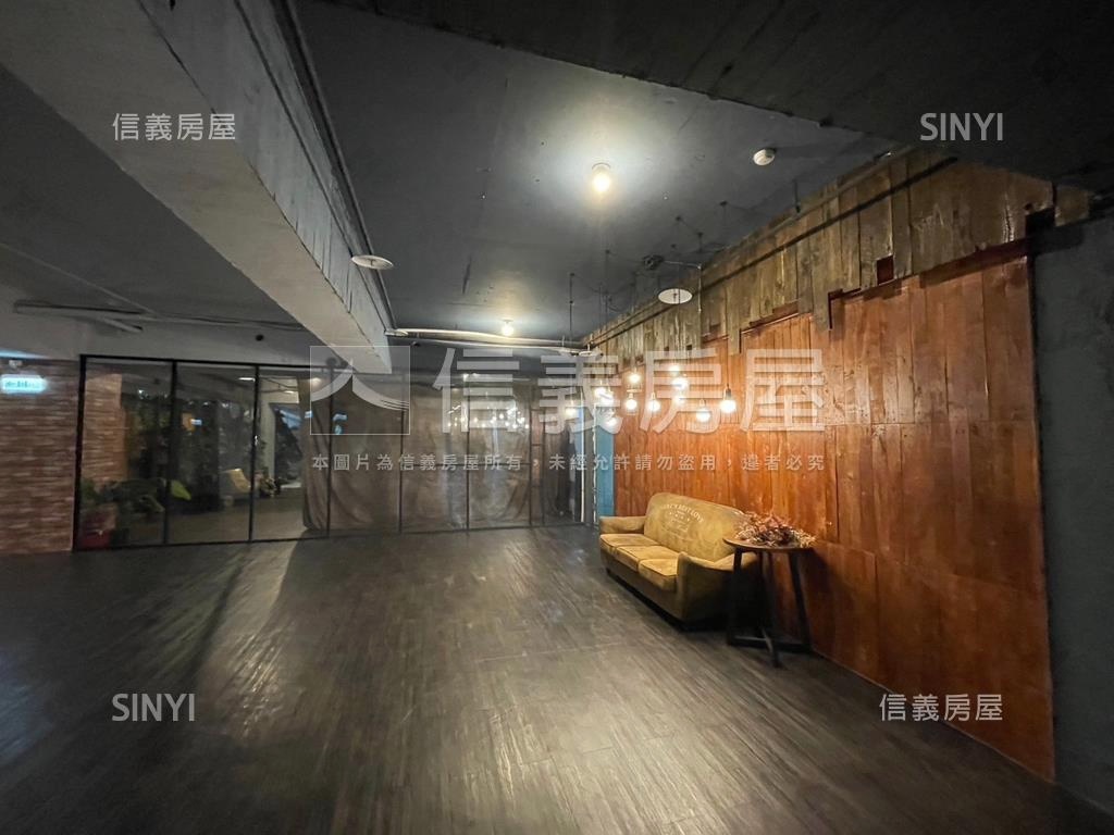 崇學大空間好規劃商鋪房屋室內格局與周邊環境