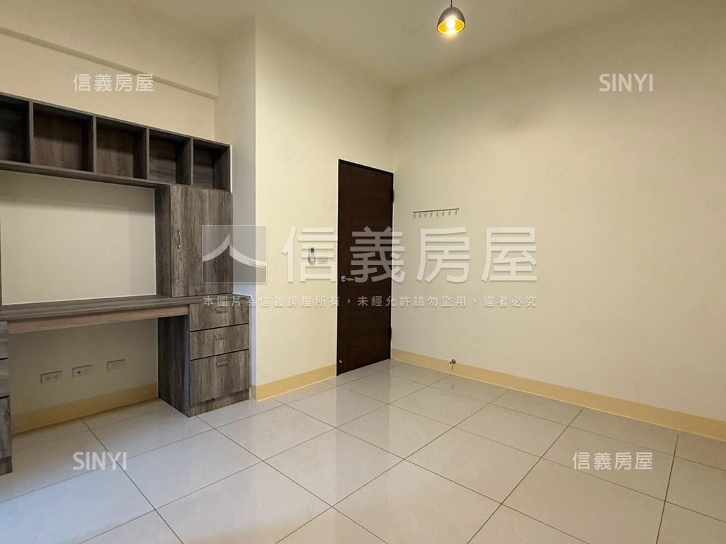 東海三房三衛※電梯加蓋※房屋室內格局與周邊環境