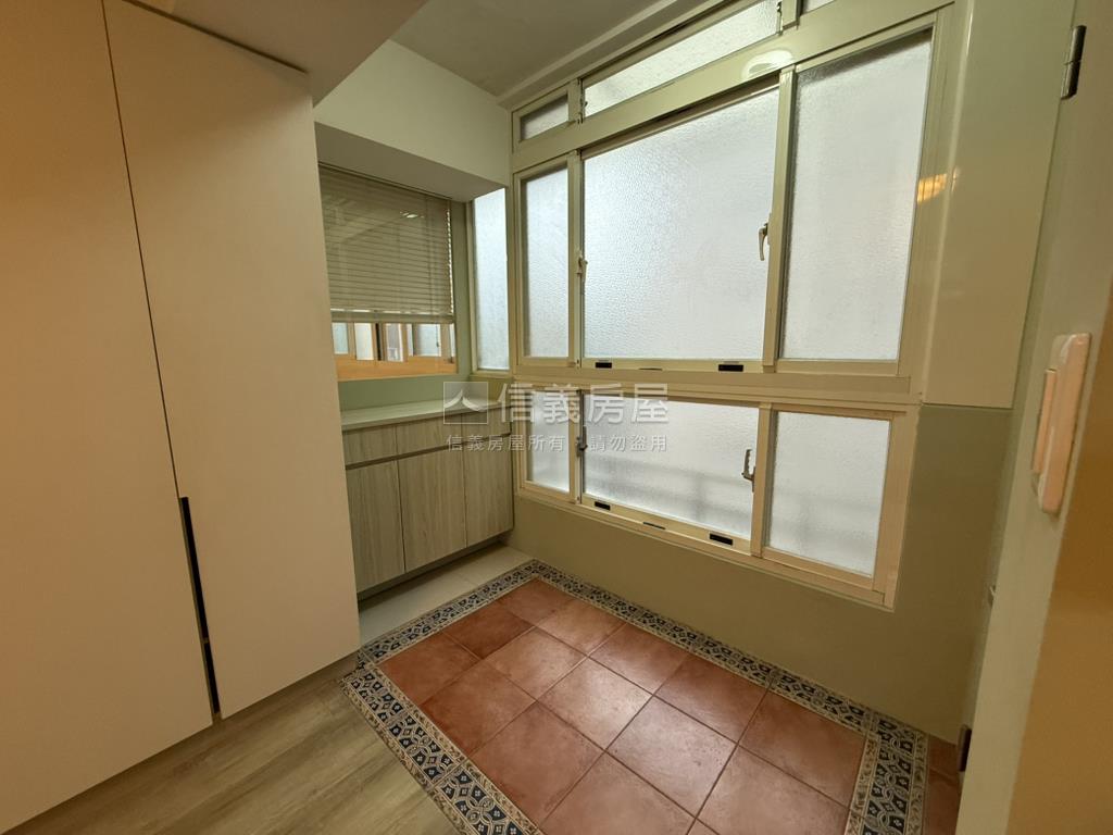 北大靜巷裝潢美居房屋室內格局與周邊環境